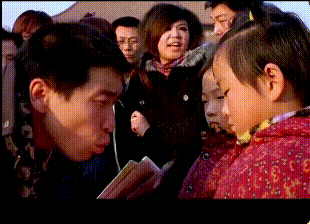 黄碟不黄你卖我干什么gif搞笑